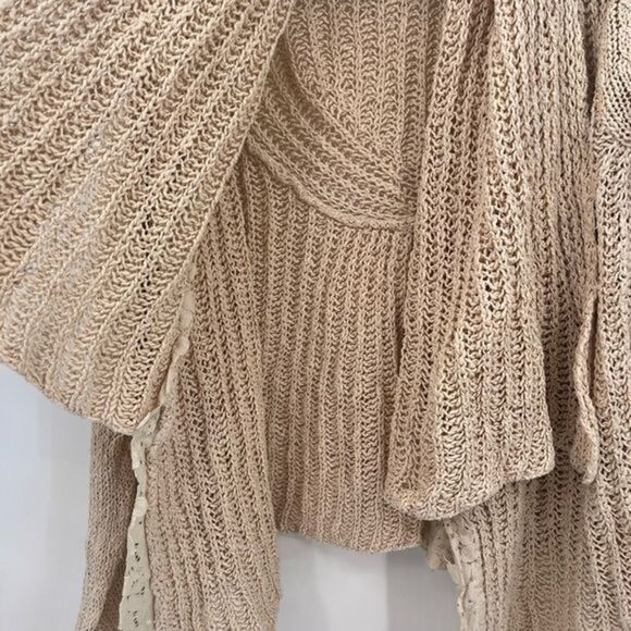 Anthropologie Knitted & Knotted Fringed Circle Cardigan size medium - Picture 3 of 6
